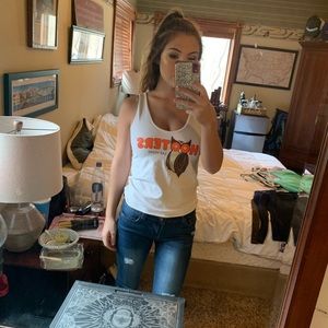 Hooters tank top